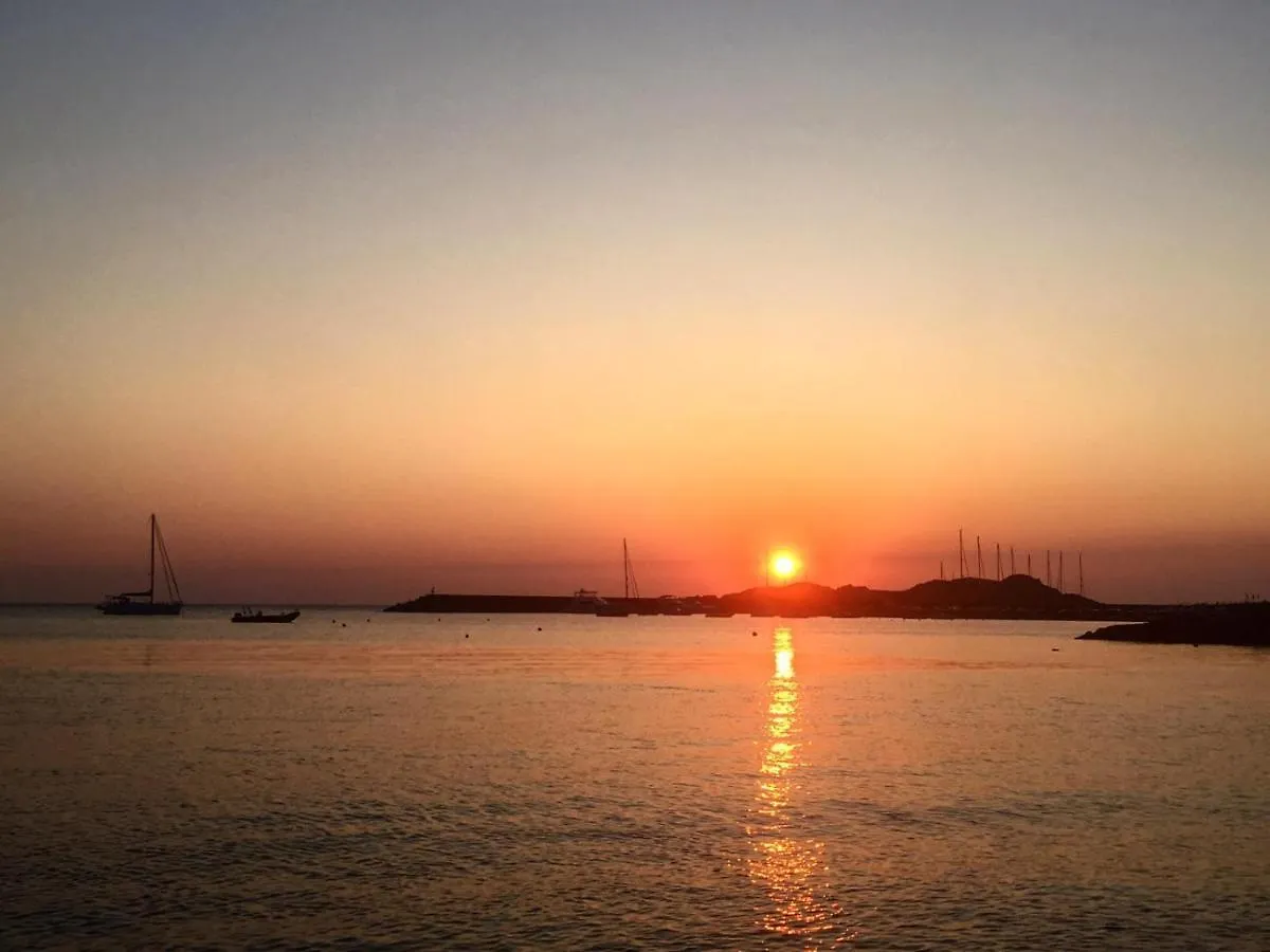 Semesterbostad Casa Vacanza Costa Rossa Vista Mare Trinità dʼAgultu